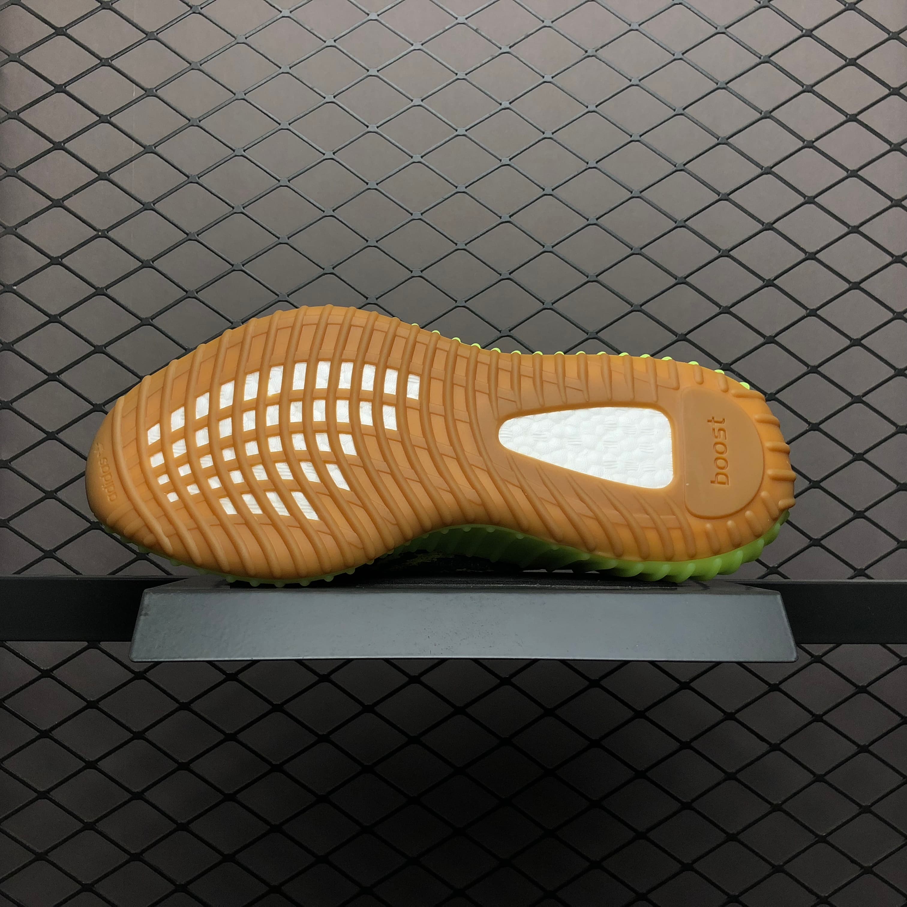 YupooPA Shoes: Premium Yeezy Yupoo Sneakers image 5