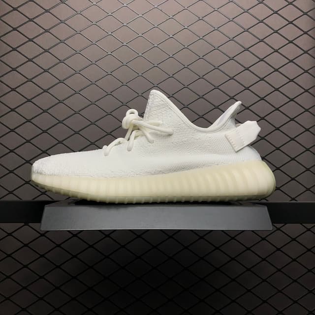 Yeezy 350 V2 | Yupoo Rep Sneakers (Ref 553) image 1