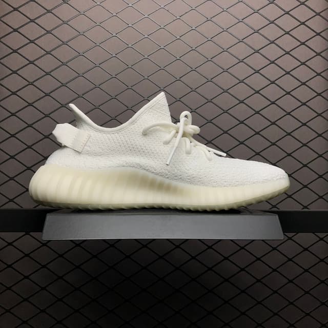 Yeezy 350 V2 | Yupoo Rep Sneakers (Ref 553) image 3