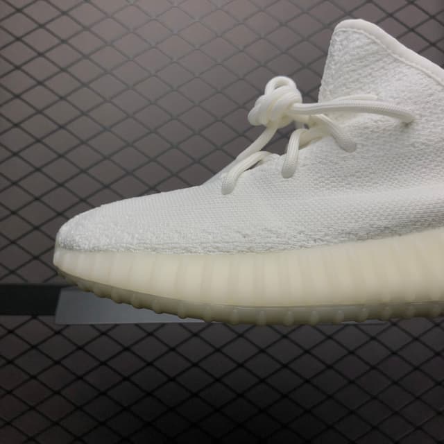 Yeezy 350 V2 | Yupoo Rep Sneakers (Ref 553) image 6