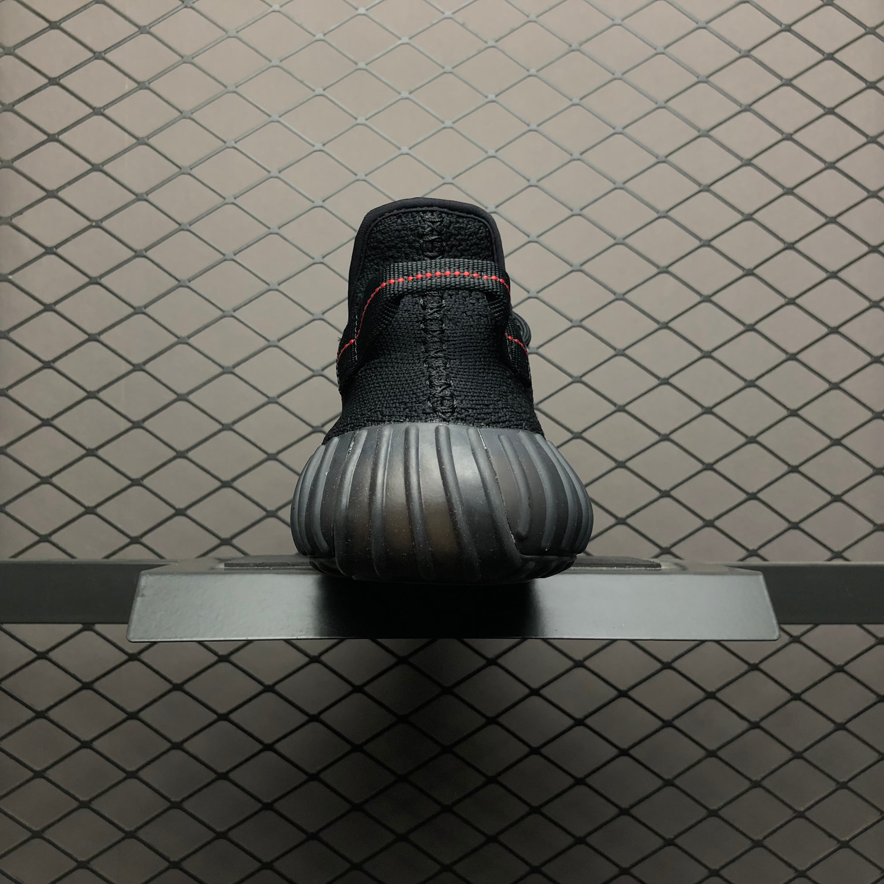 YupooPA Shoes: Premium Yeezy Yupoo Sneakers image 2