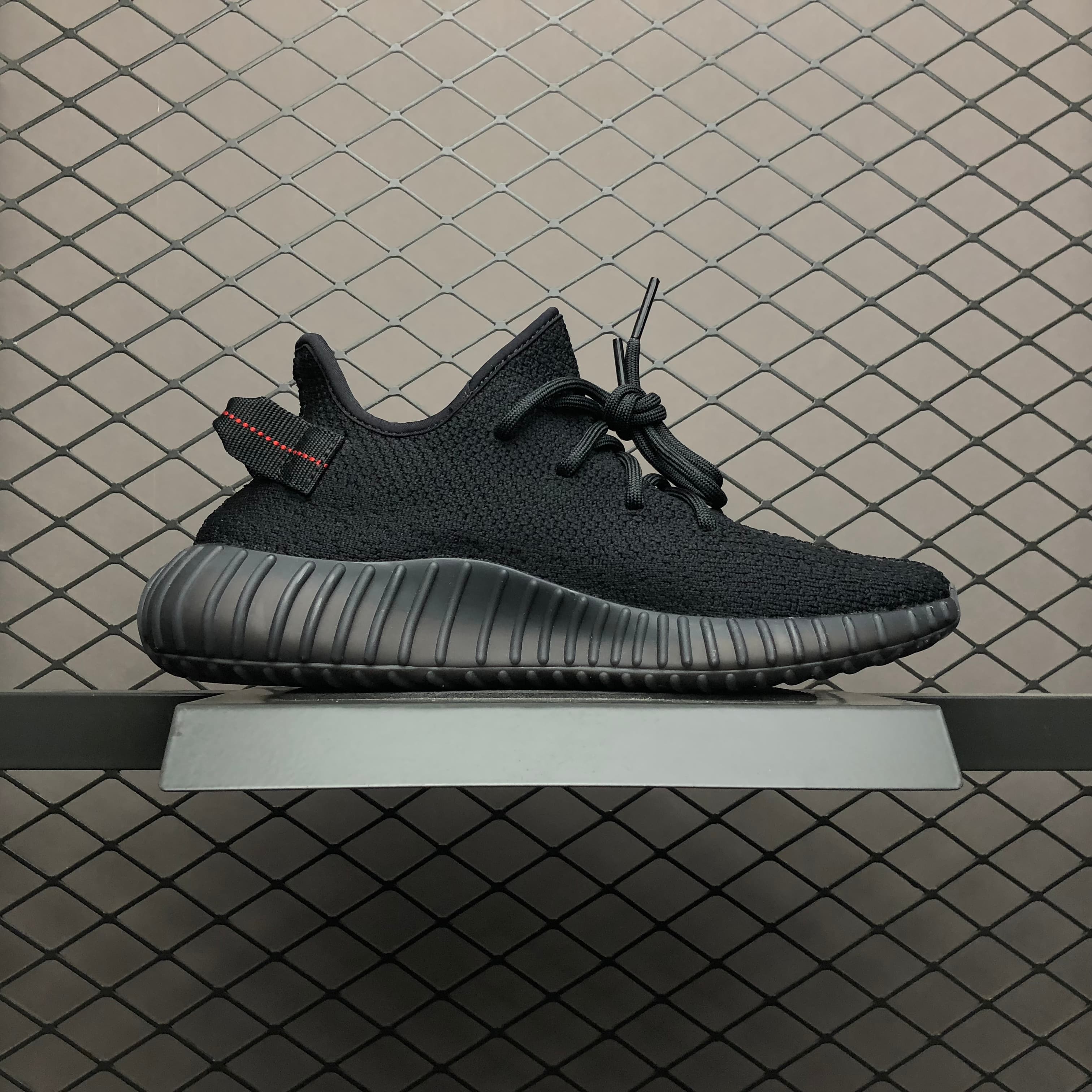 YupooPA Shoes: Premium Yeezy Yupoo Sneakers image 3