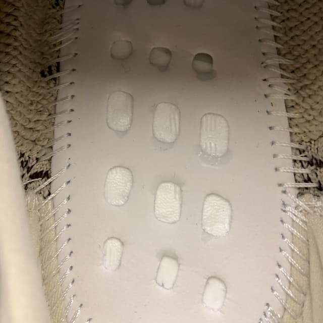 Yeezy 350 V2 | Yupoo Rep Sneakers (Ref 560) image 11