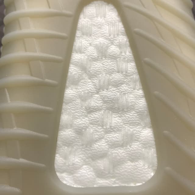 Yeezy 350 V2 | Yupoo Rep Sneakers (Ref 623) image 15