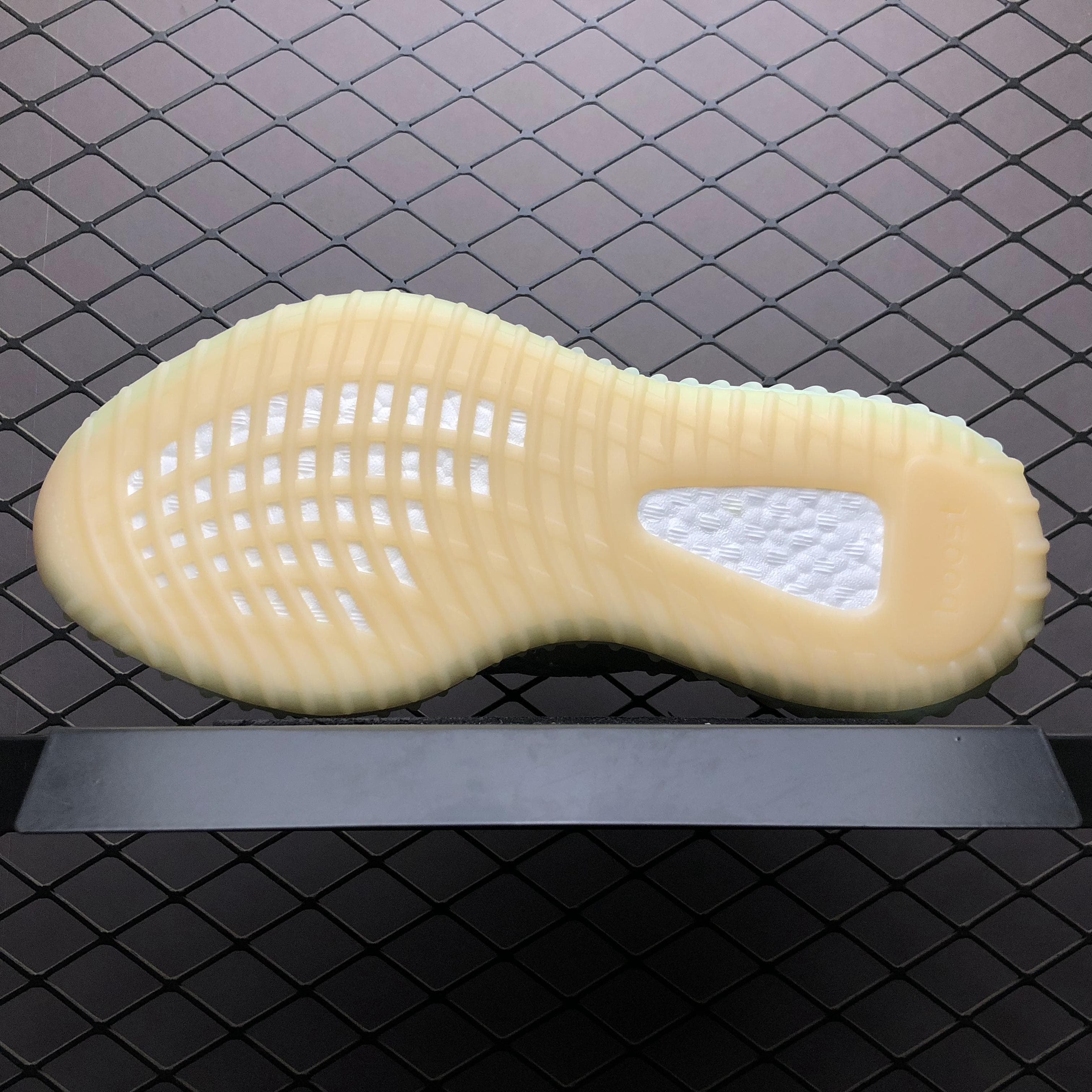 YupooPA Shoes: Premium Yeezy Yupoo Sneakers image 6