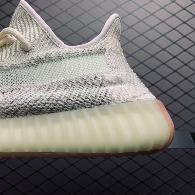 Yeezy 350 V2 | Yupoo Rep Sneakers (Ref 556) image 6