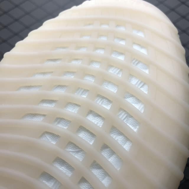 Yeezy 350 V2 | Yupoo Rep Sneakers (Ref 580) image 13