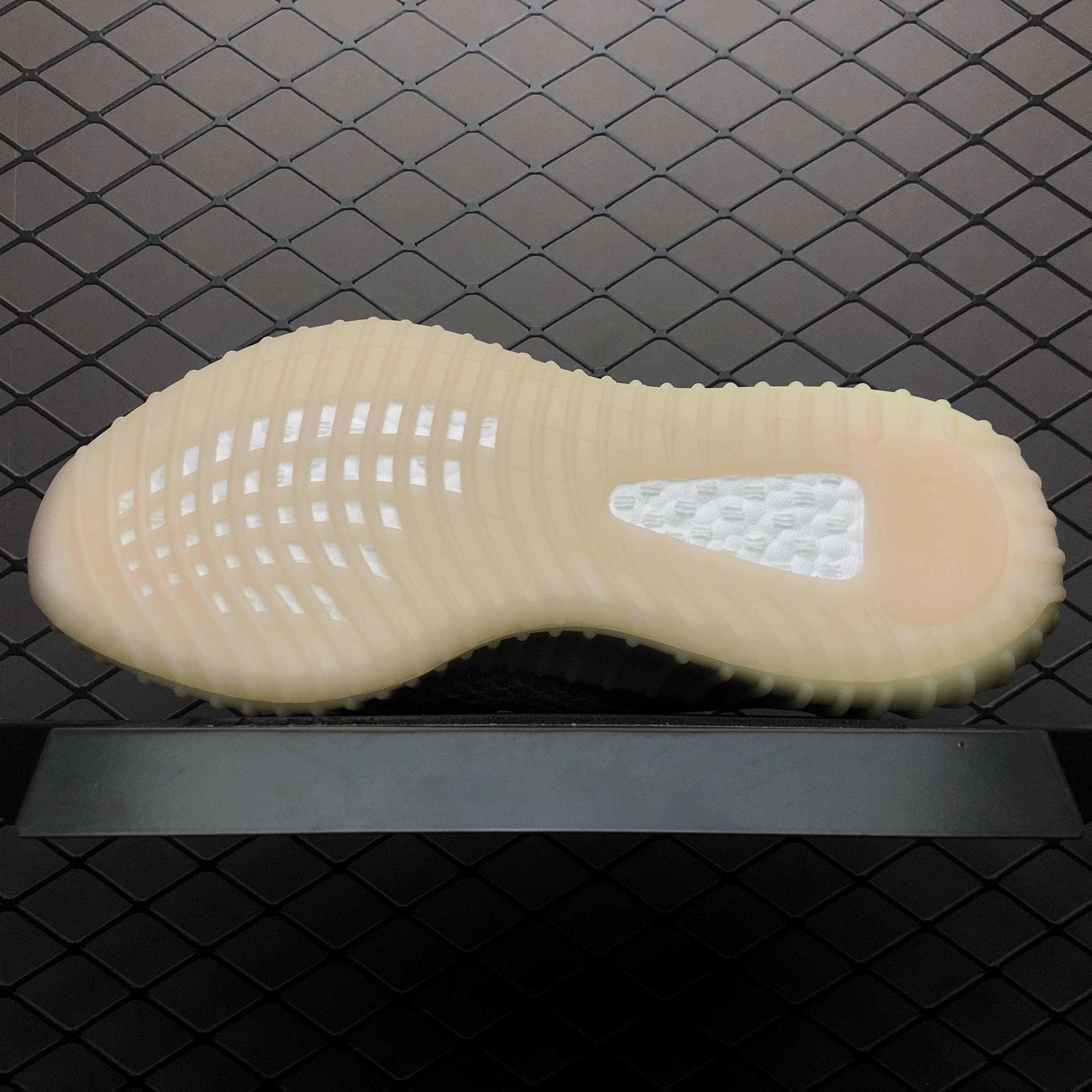 YupooPA Shoes: Premium Yeezy Yupoo Sneakers image 5
