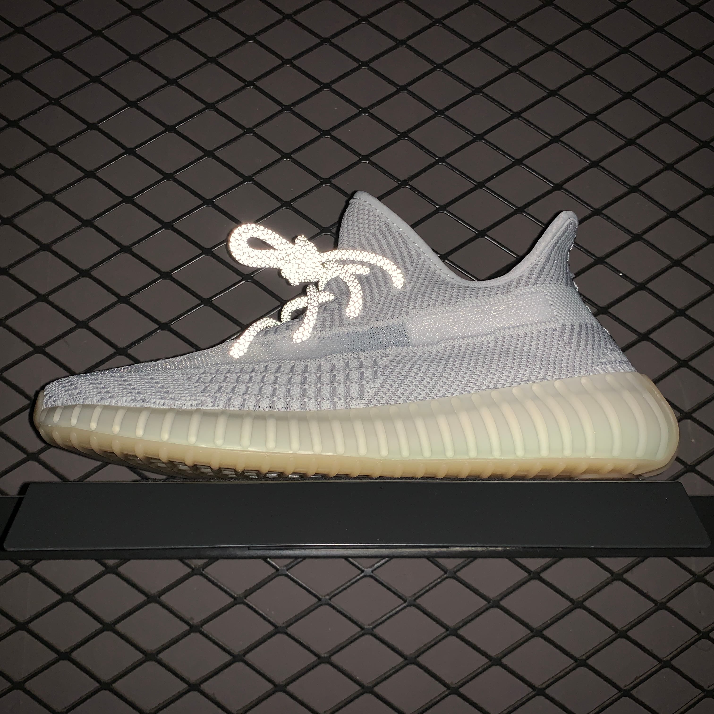 YupooPA Shoes: Premium Yeezy Yupoo Sneakers image 12