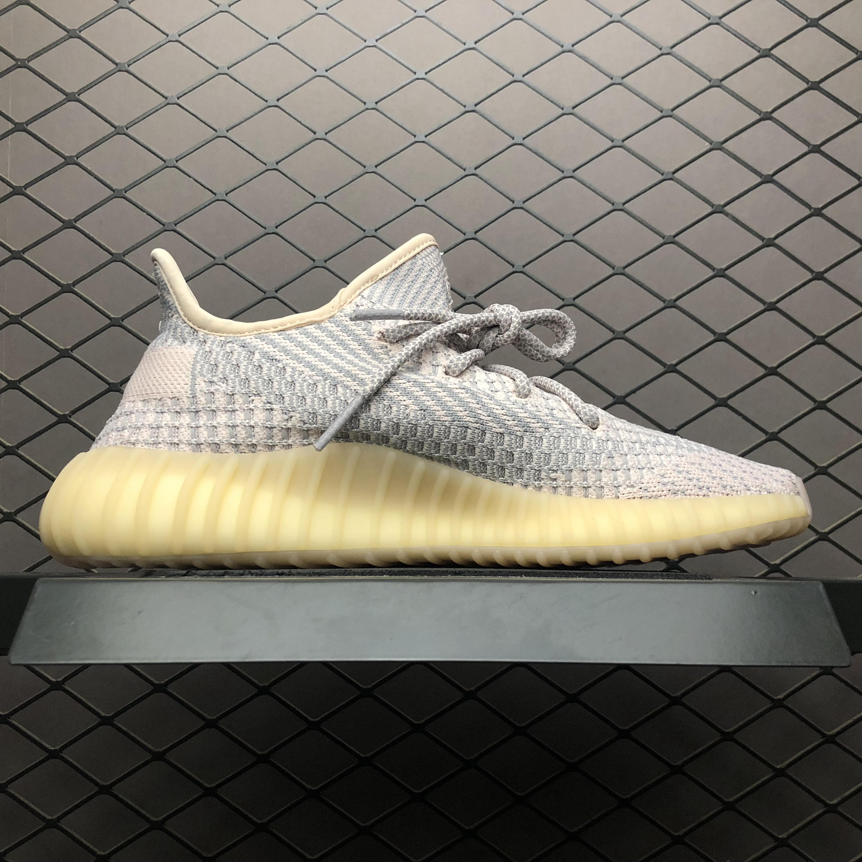 YupooPA Shoes: Premium Yeezy Yupoo Sneakers image 3