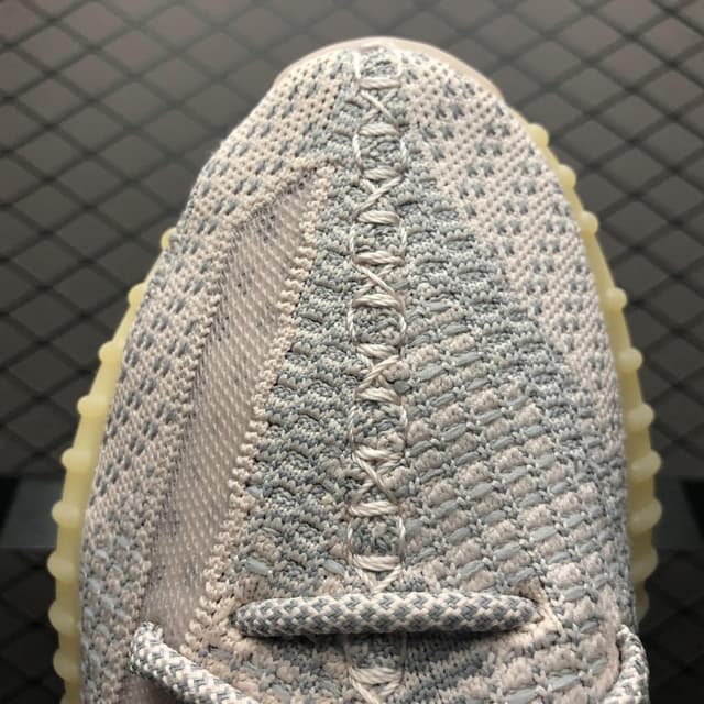 Yeezy 350 V2 | Yupoo Rep Sneakers (Ref 633) image 7