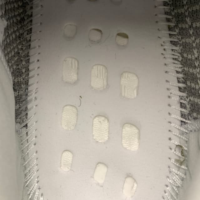 Yeezy 350 V2 | Yupoo Rep Sneakers (Ref 591) image 12