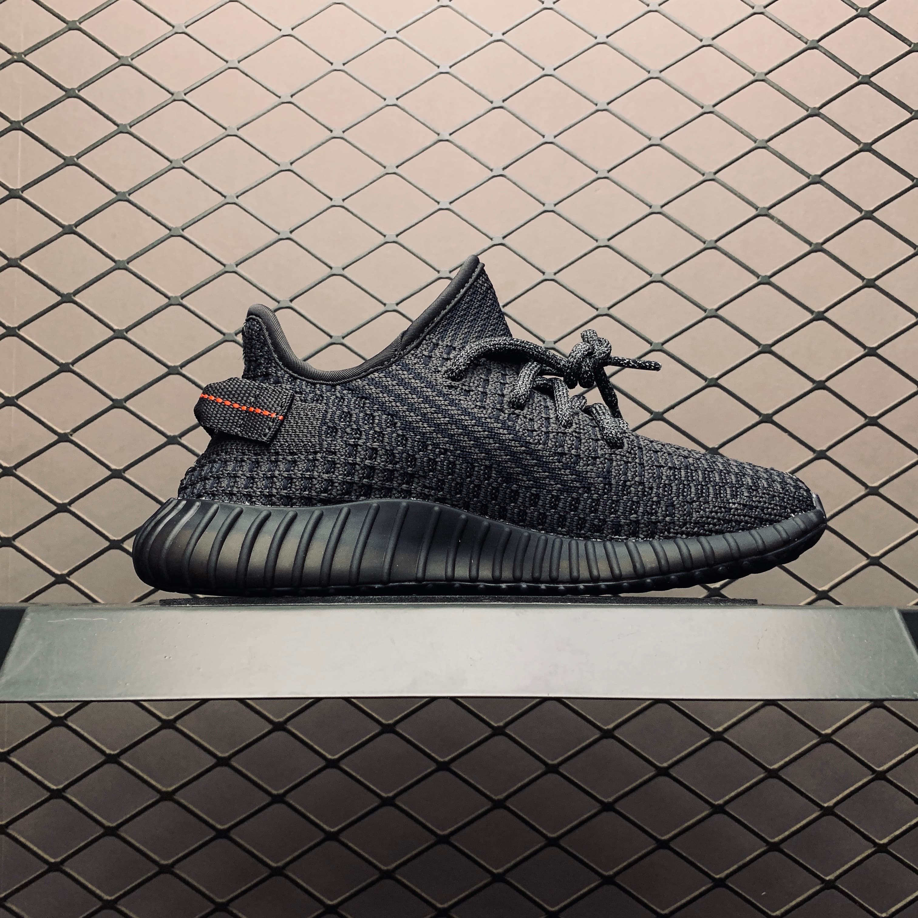 YupooPA Shoes: Premium Yeezy Yupoo Sneakers image 4