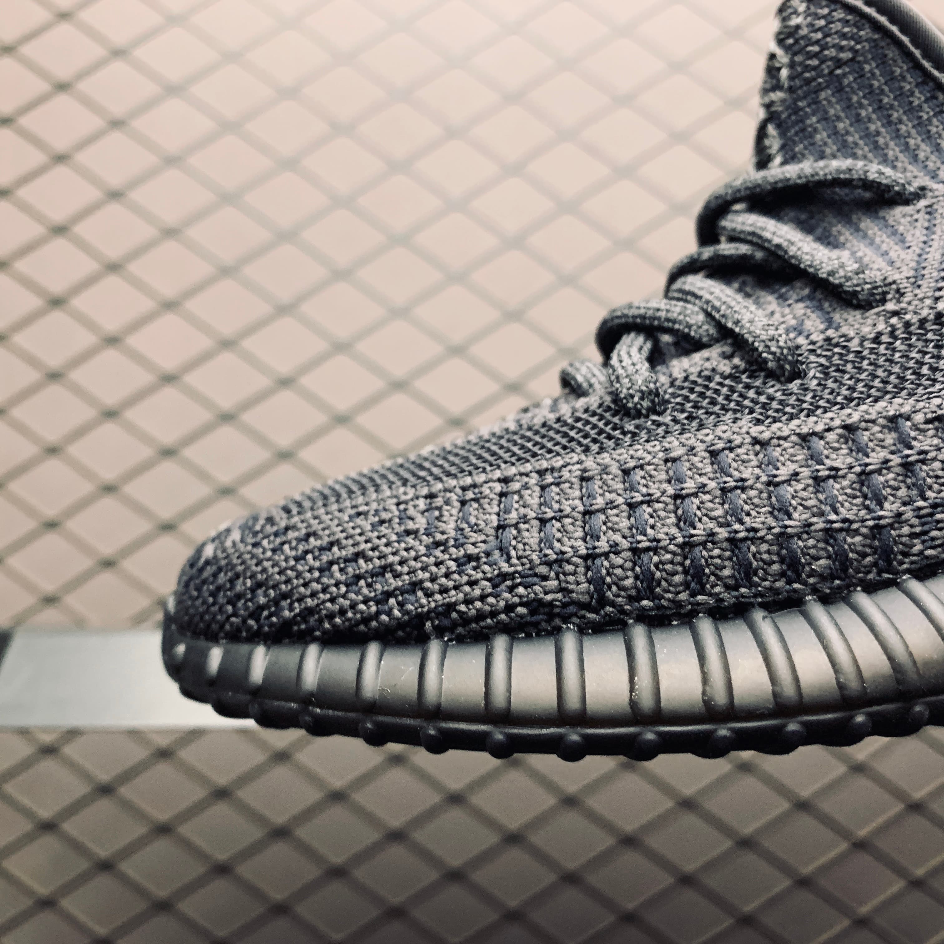 YupooPA Shoes: Premium Yeezy Yupoo Sneakers image 7