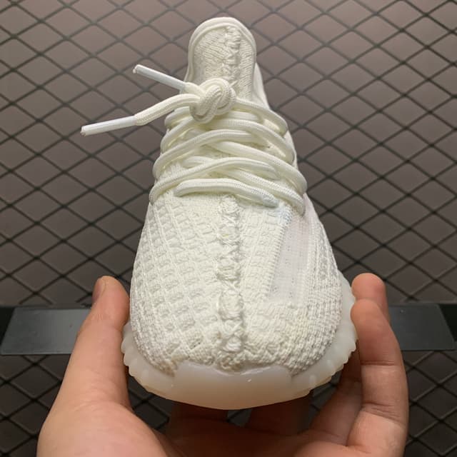 Yeezy 350 V2 | Yupoo Rep Sneakers (Ref 559) image 8