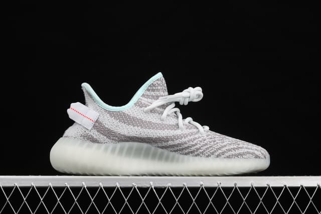 Yeezy 350 V2 | Yupoo Rep Sneakers (Ref 548) image 2