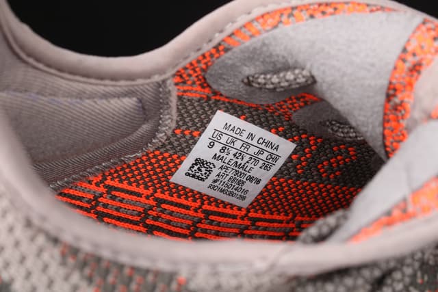 Yeezy 350 V2 | Yupoo Rep Sneakers (Ref 572) image 12