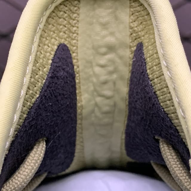 Yeezy 350 V2 | Yupoo Rep Sneakers (Ref 625) image 11