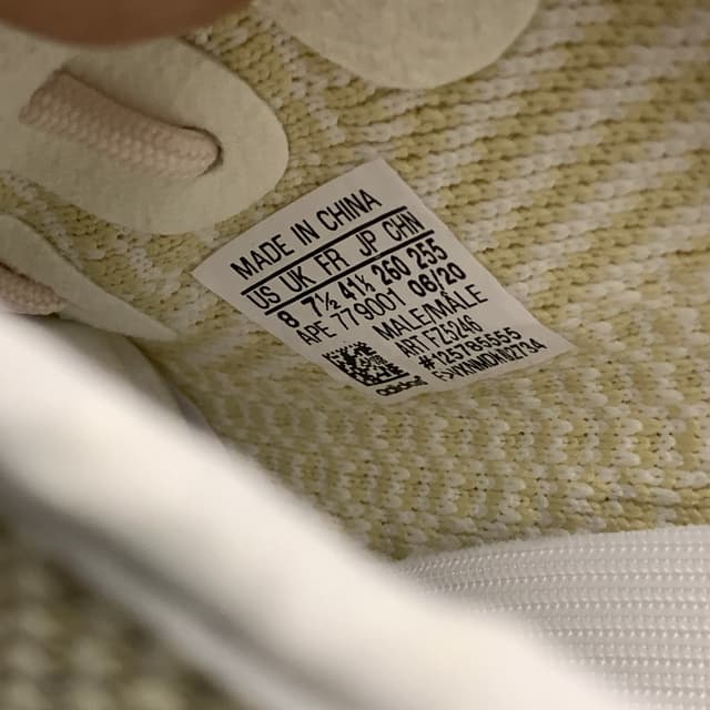 Yeezy 350 V2 | Yupoo Rep Sneakers (Ref 597) image 9