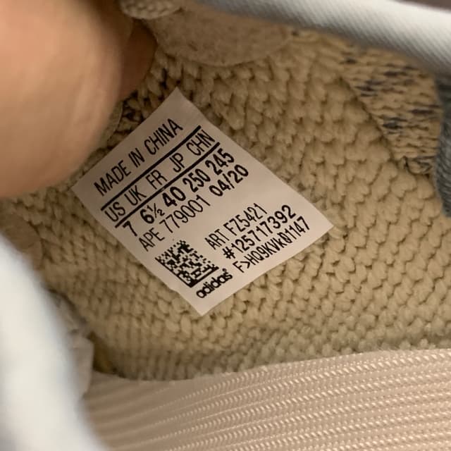 Yeezy 350 V2 | Yupoo Rep Sneakers (Ref 634) image 10