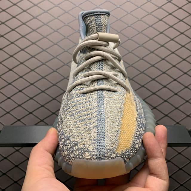 Yeezy 350 V2 | Yupoo Rep Sneakers (Ref 634) image 8