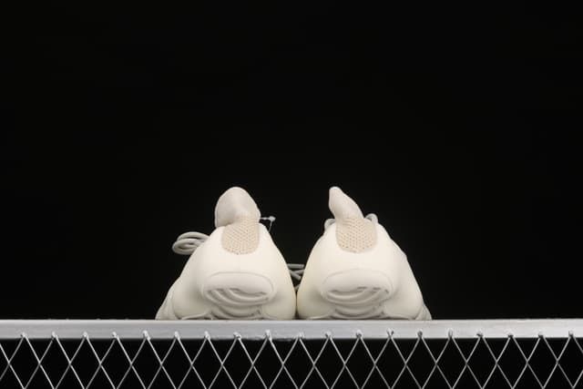 Yeezy 450 | Yupoo Rep Sneakers (Ref 638) image 5