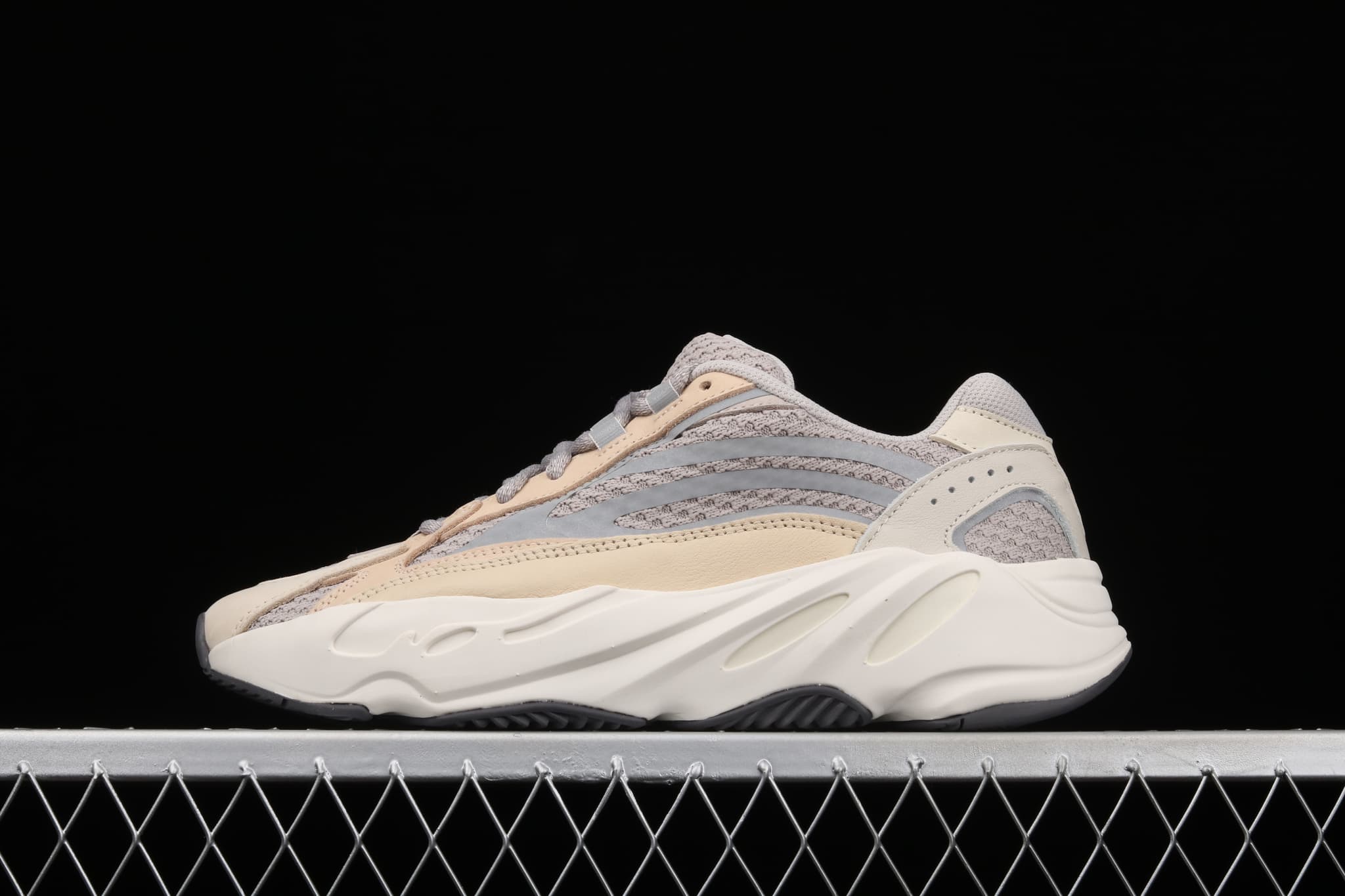 Yeezy 700 V2 Adidas | Yupoo Rep Sneakers image 1
