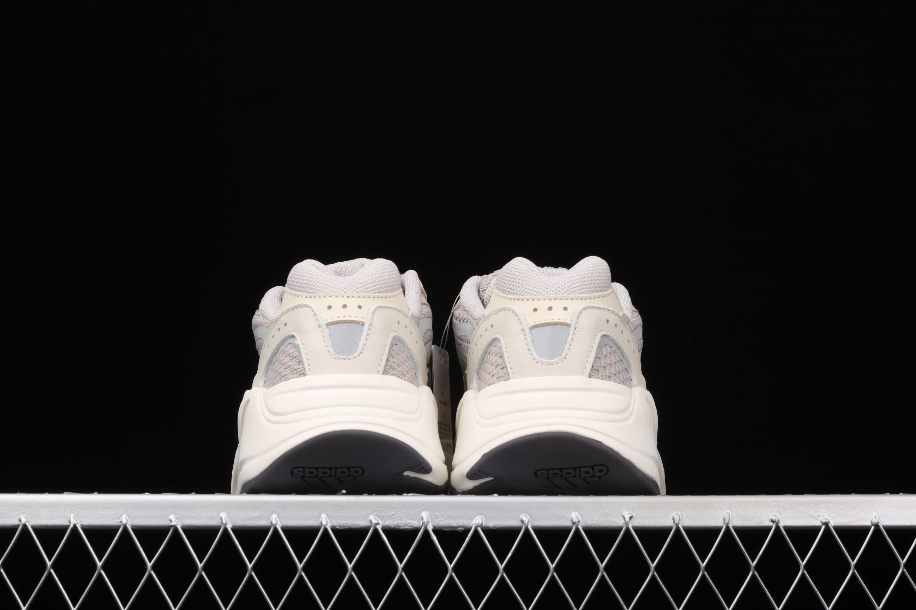 YupooPA Shoes: Premium Yeezy Yupoo Sneakers image 5