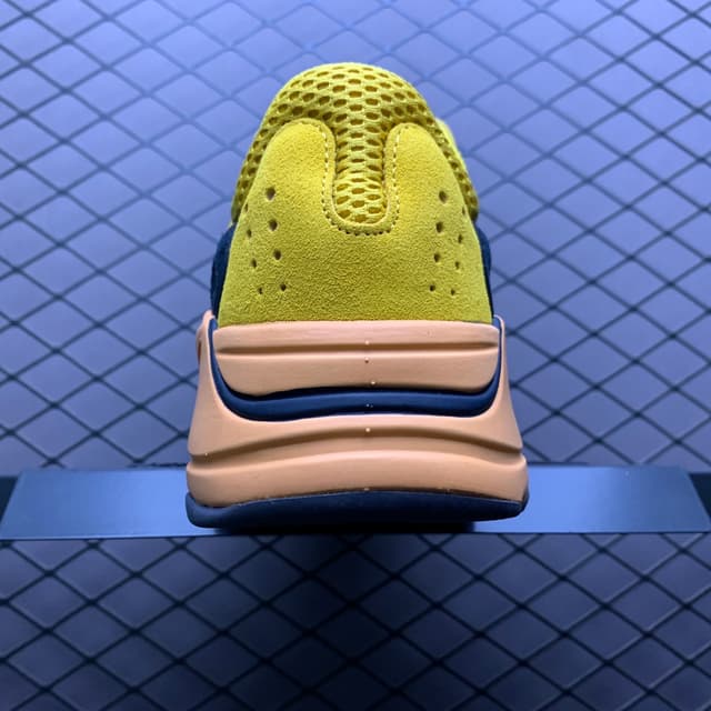 Yeezy 700 V2 | Yupoo Rep Sneakers (Ref 574) image 2