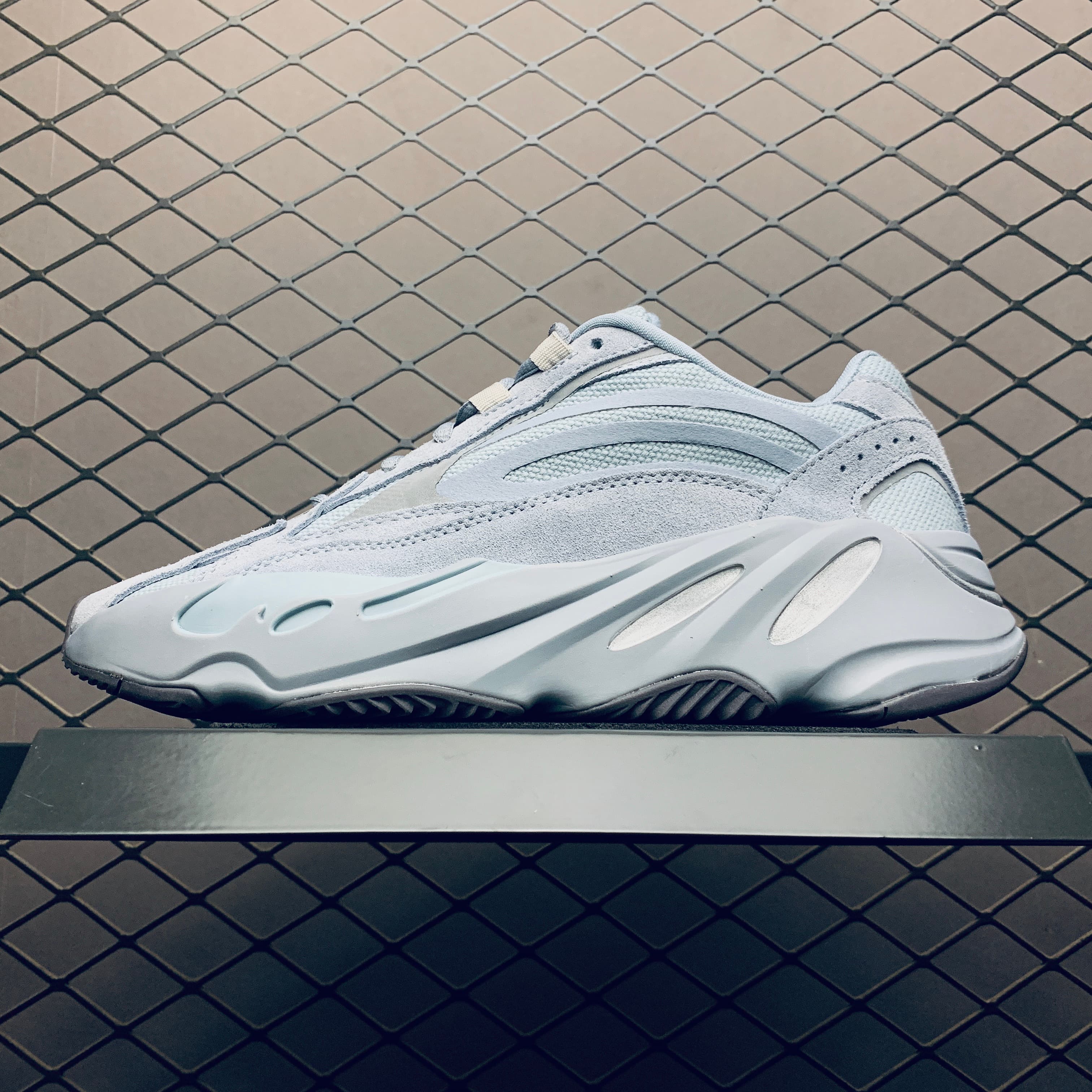 YupooPA Shoes: Premium Yeezy Yupoo Sneakers image 12