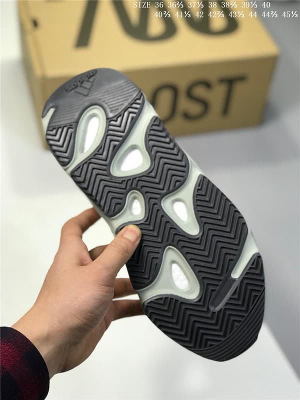 Yeezy Adida Yeezy 700 | Yupoo Rep Sneakers (Ref 561) image 4