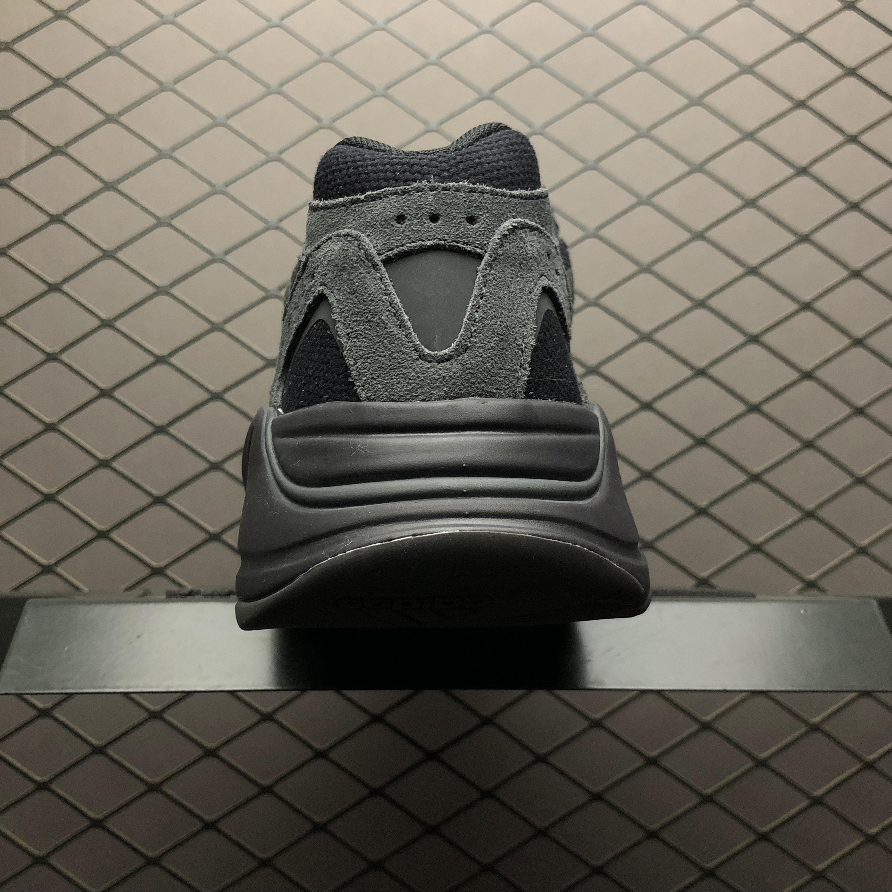 YupooPA Shoes: Premium Yeezy Yupoo Sneakers image 3