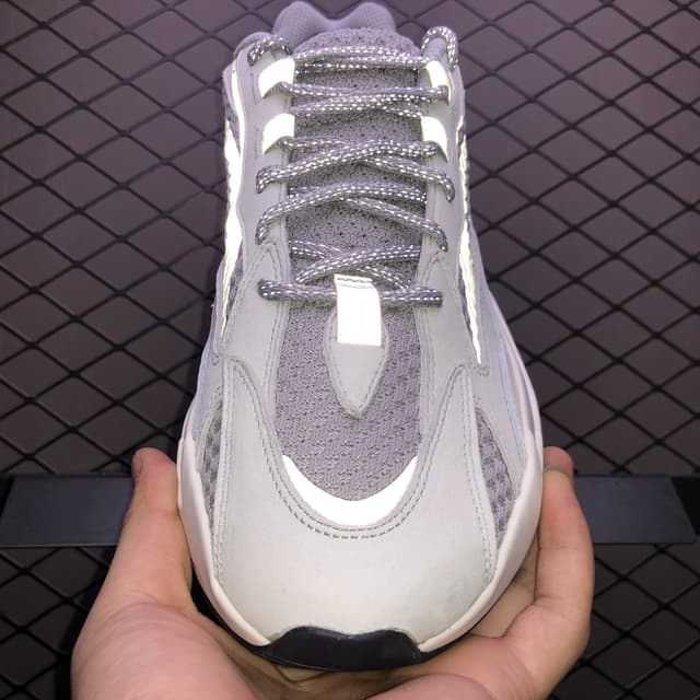 Yeezy 700 V2 | Yupoo Rep Sneakers (Ref 609) image 9