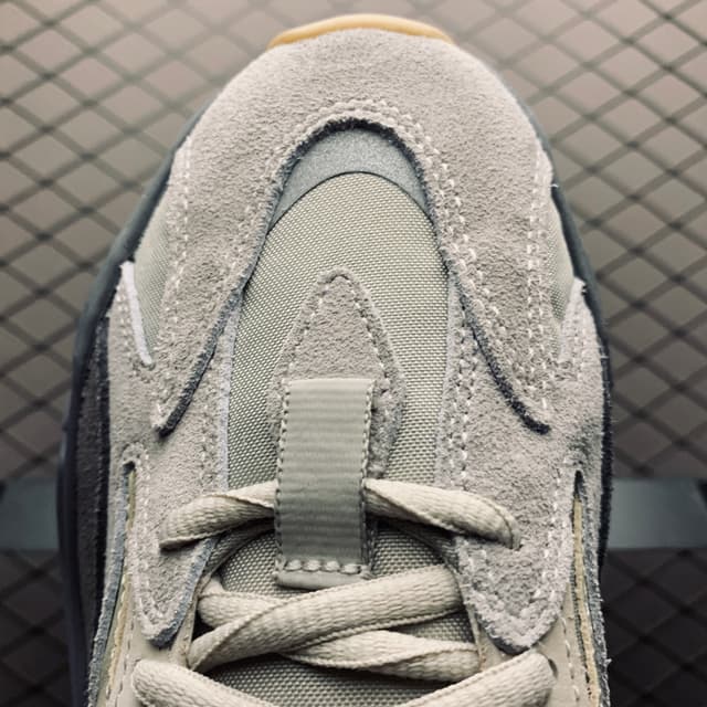 Yeezy 700 V2 | Yupoo Rep Sneakers image 7