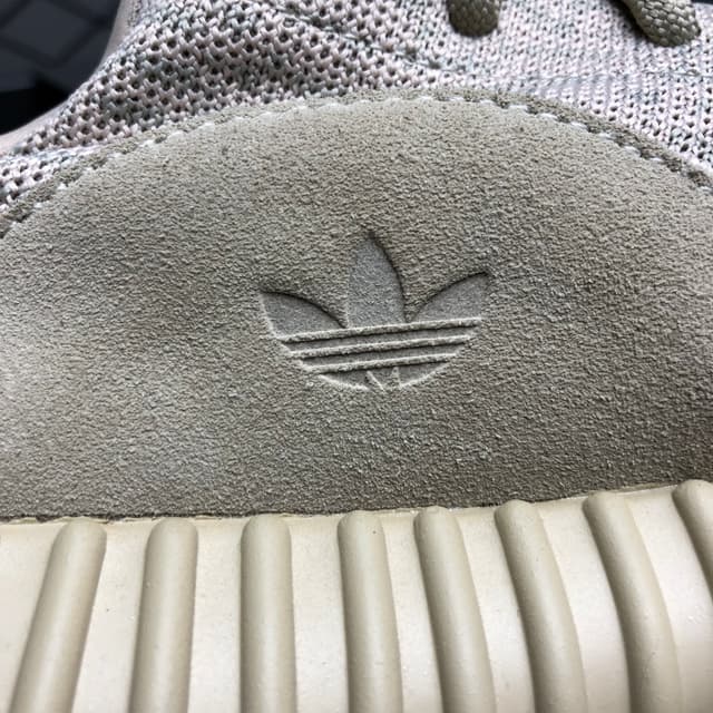 Yeezy Boost 350 | Yupoo Rep Sneakers (Ref 622) image 12