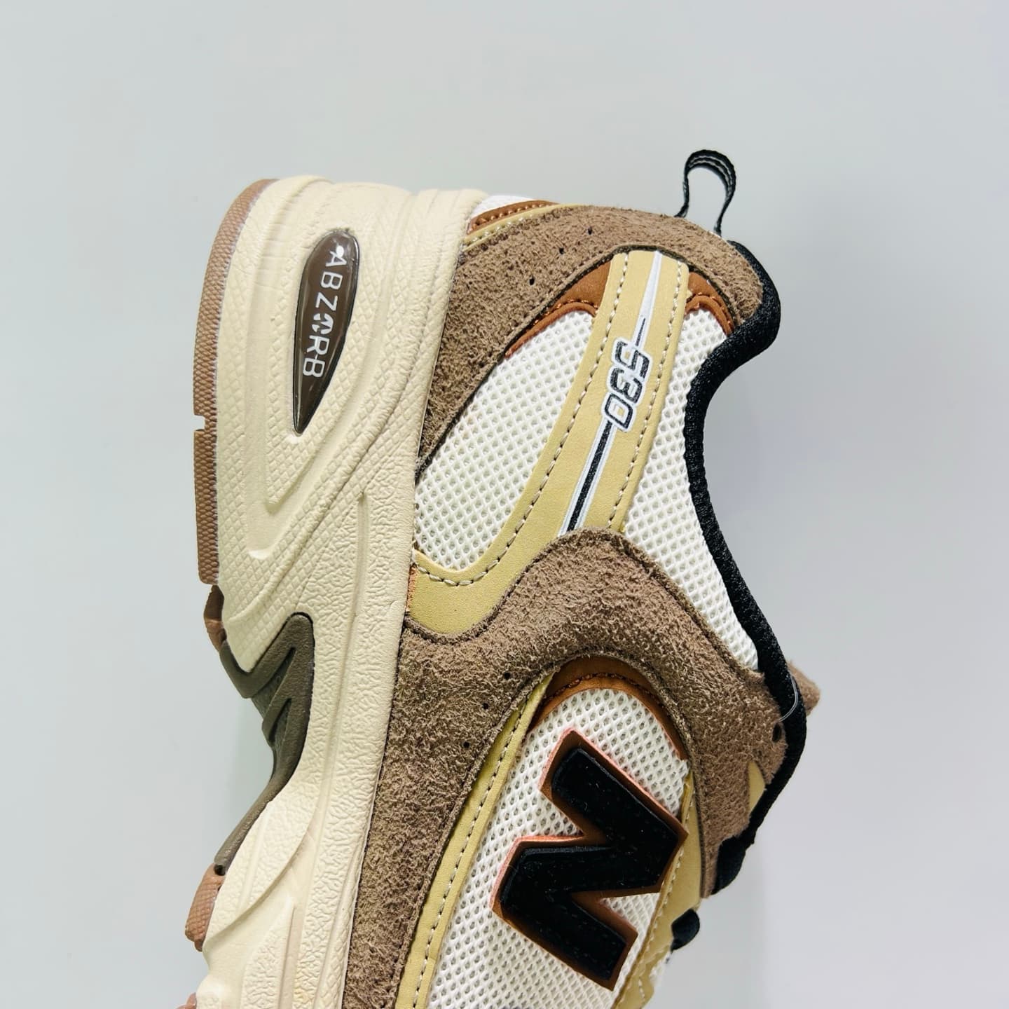 New Balance 530 - Men's Low-Top Casual Sneakers (White/Brown) image 4