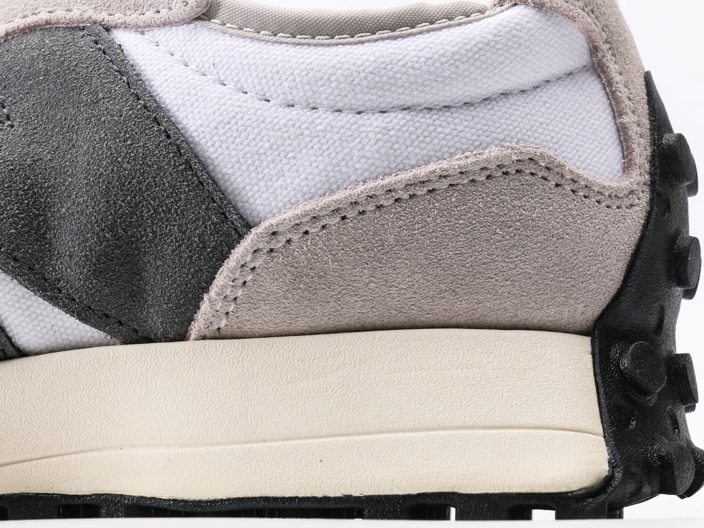 YupooPA Shoes: New Balance 327 - Low-Top Cushioned Runners (MS327WE) image 9