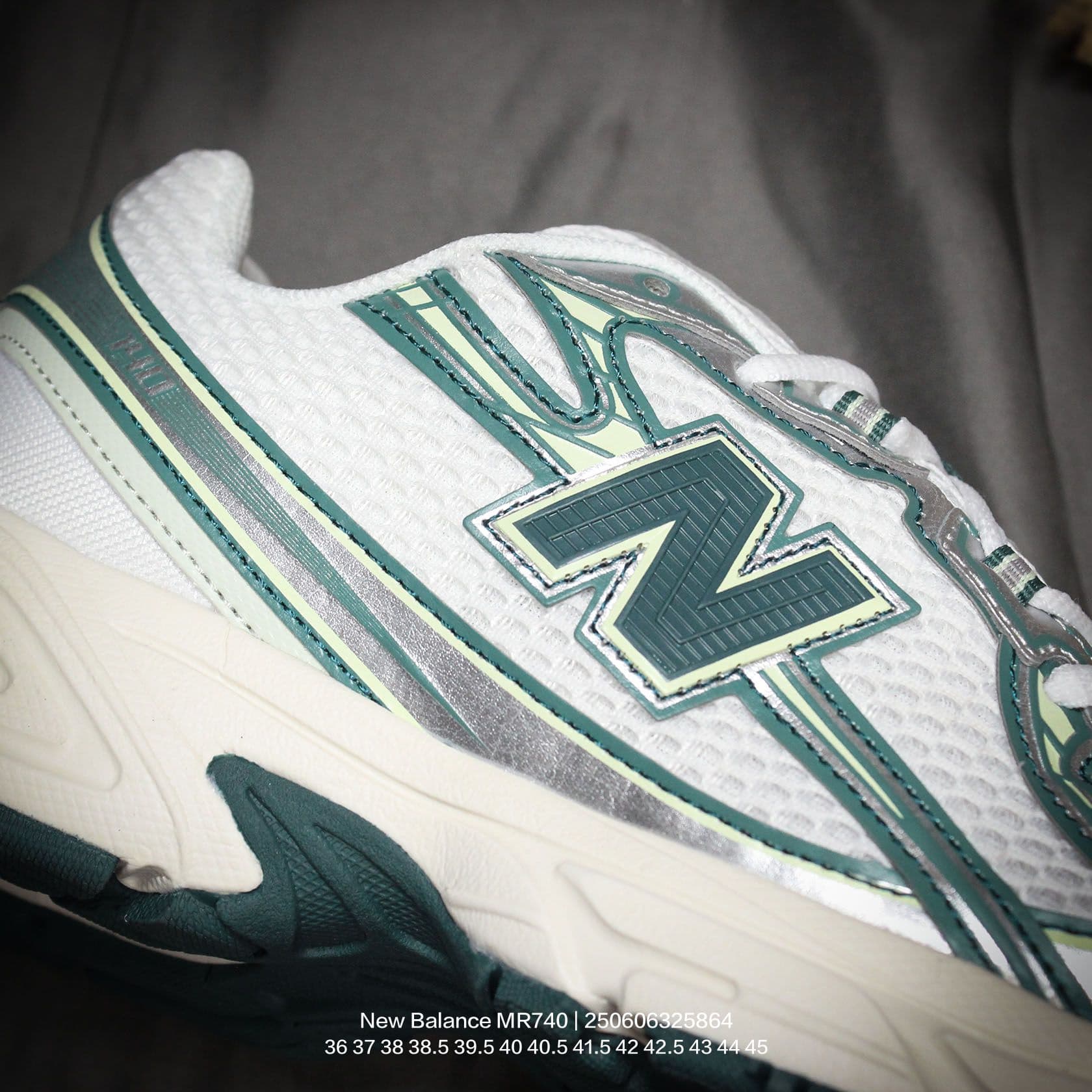 New Balance Mr740 - Silver Swamp Retro Runners 👟 image 6