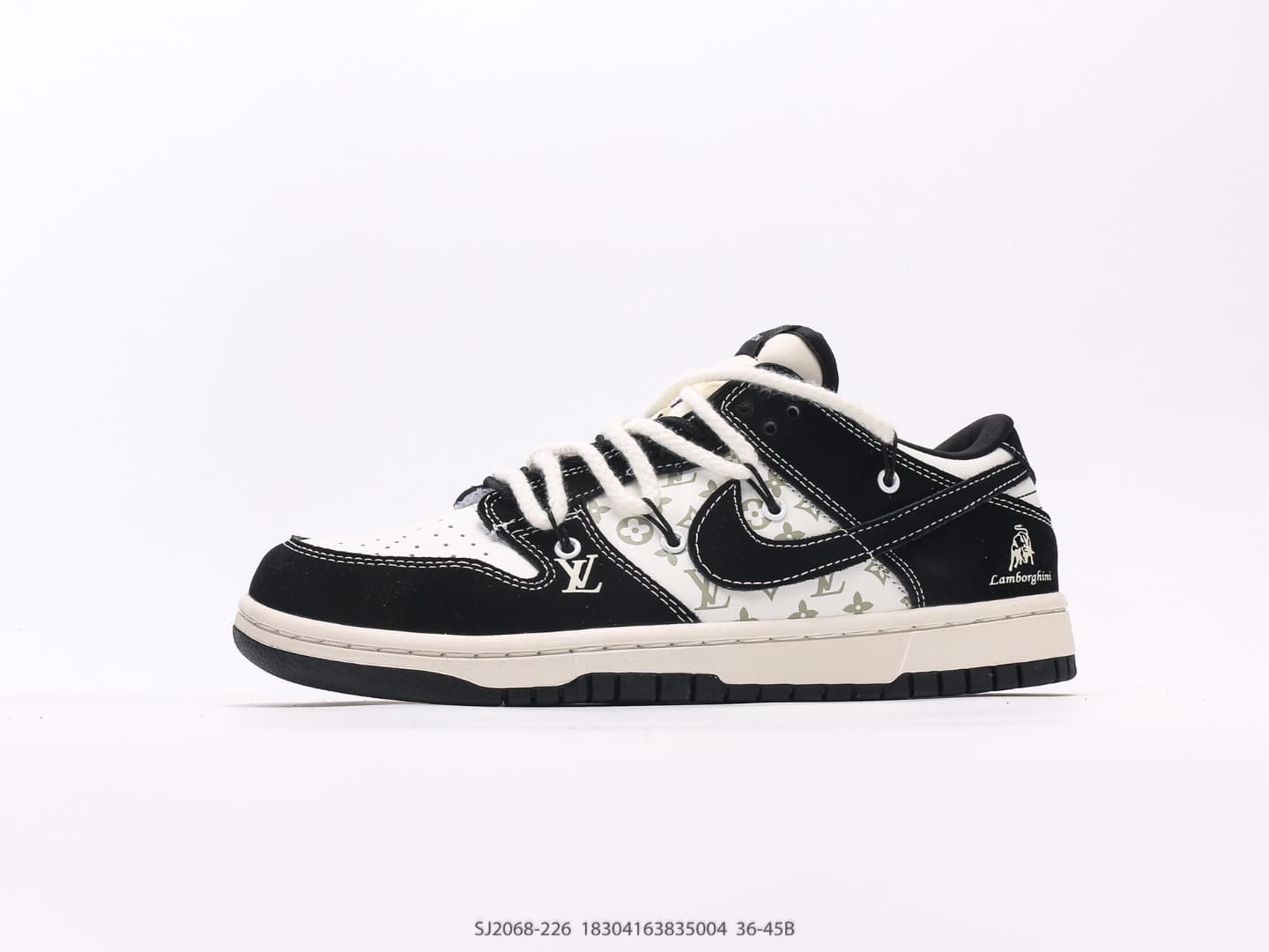 Nike Dunk Low Retro Sneakers image 1