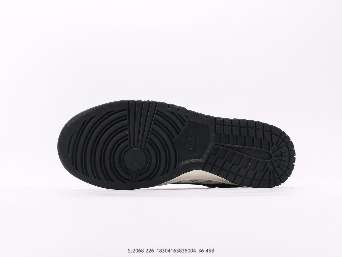 Nike Dunk Low Retro Sneakers image 4