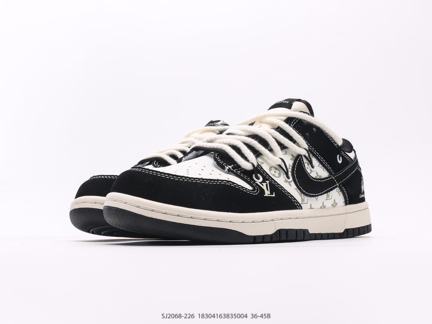 Nike Dunk Low Retro Sneakers image 5