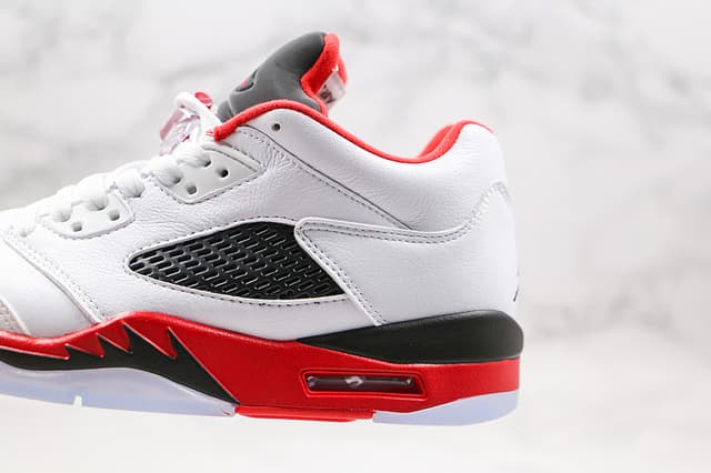 Nike Air Jordan(AJ) Sneakers CXS100379 | Yupoo Rep Sneakers image 6