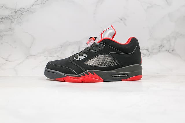 Nike Air Jordan(AJ) Sneakers CXS100215 | Yupoo Rep Sneakers image 1