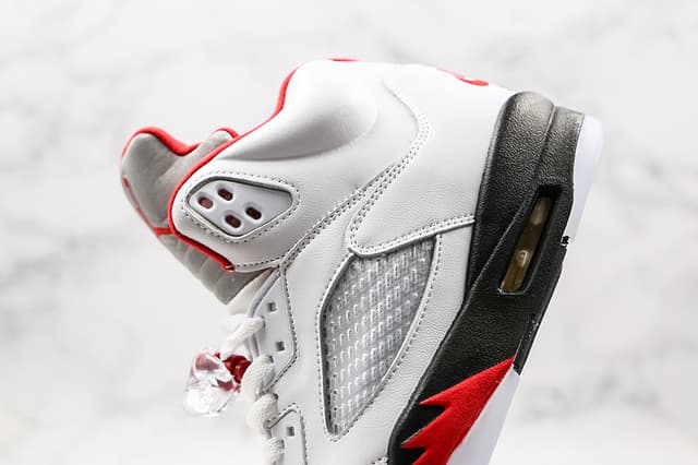 Nike Air Jordan(AJ) Sneakers CXS100305 | Yupoo Rep Sneakers image 6
