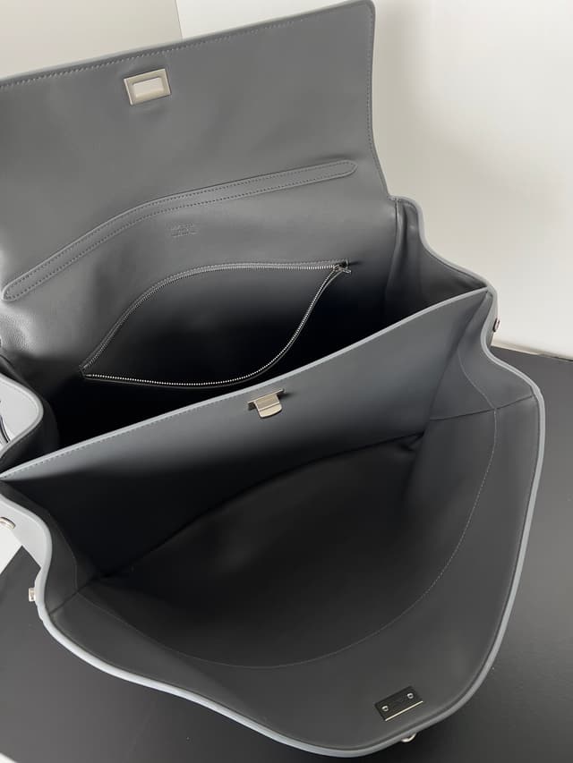 Balenciaga | Rodeo Large - 39.8cm Grey Calf Leather | Yupoo Rep Bags image 7