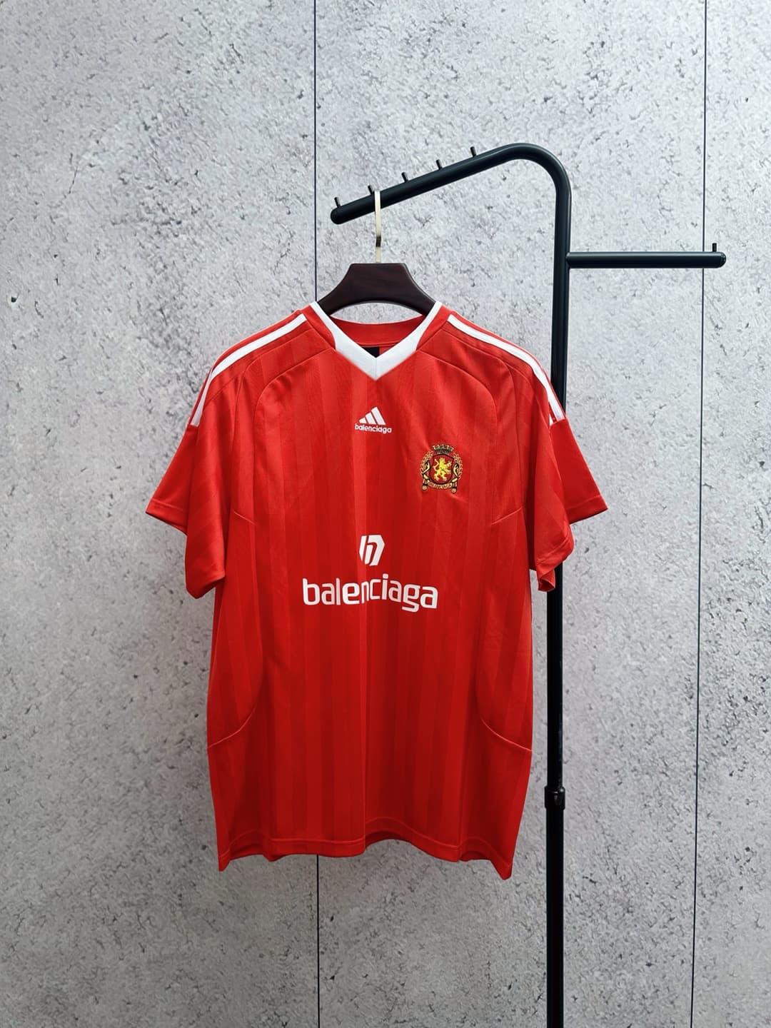YupooPA Clothes| Balenciaga X Adidas Man Utd Jersey - Limited Edition ⚽ image 1