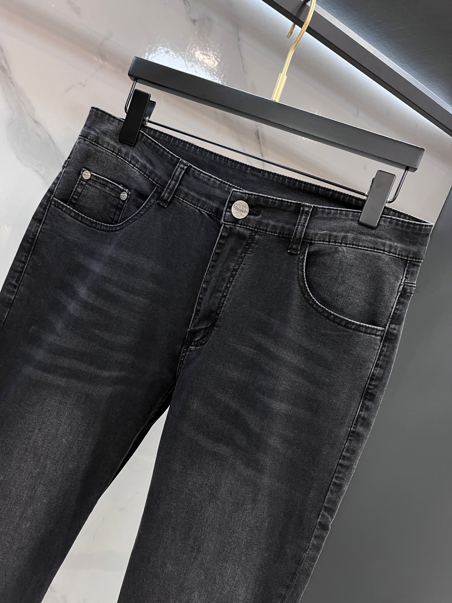YupooPA Prada | 2025Ss Washed Jeans - Stretch & Premium Hardware 👖 image 4