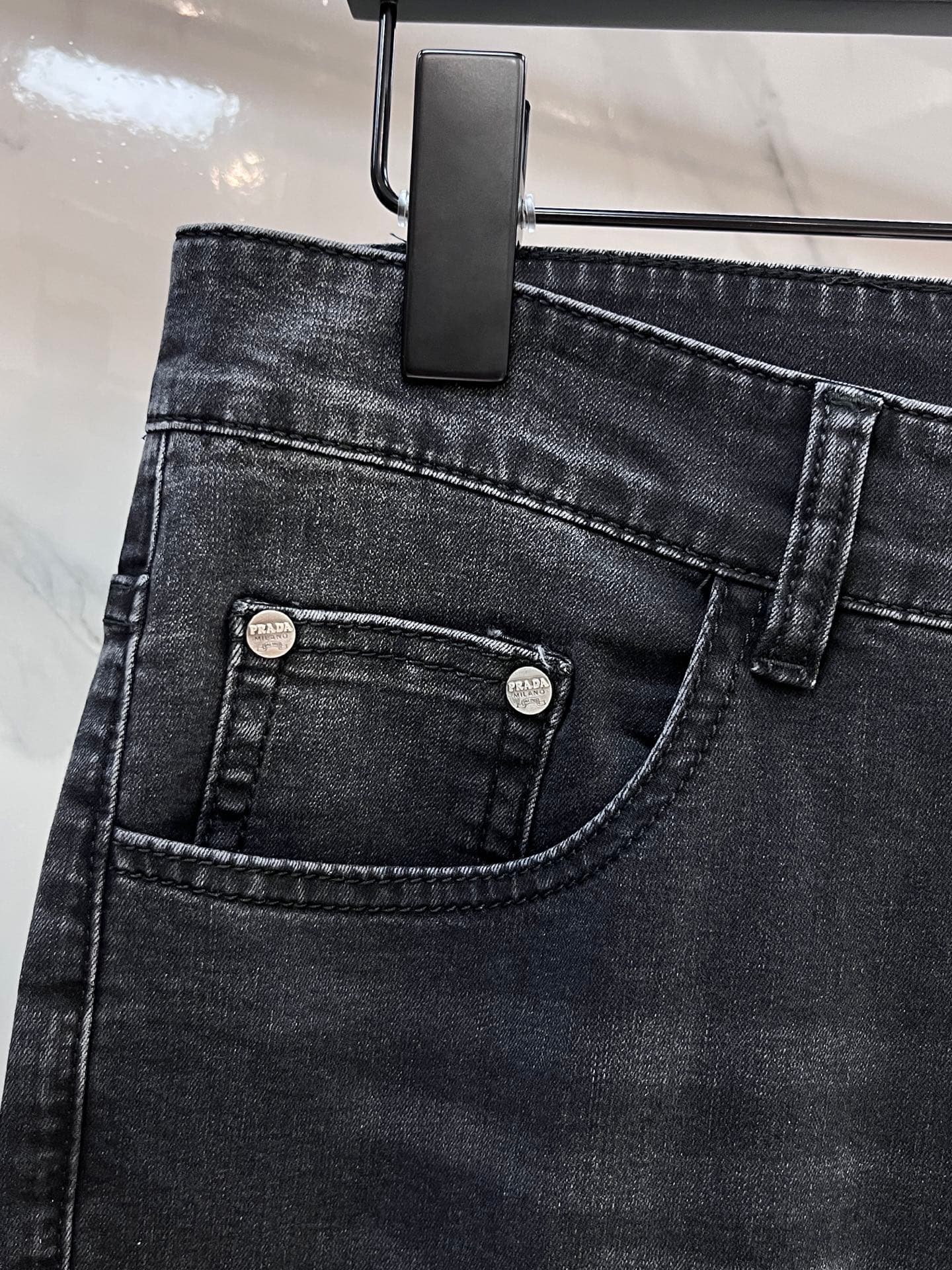 YupooPA Prada | 2025Ss Washed Jeans - Stretch & Premium Hardware 👖 image 6