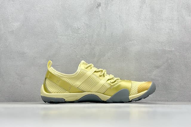 Issey Miyake X New Balance Mt10O Stylish Comfort | Yupoo Rep Sneakers image 2