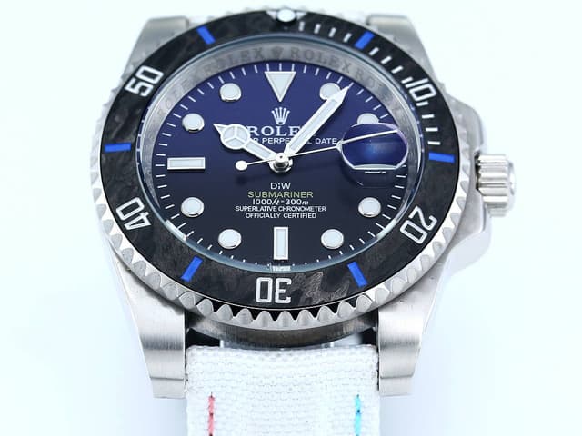 Rolex DIW Submariner - Carbon Fiber Bezel & 904L Steel | Yupoo Rep Watches image 3